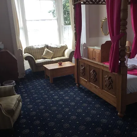 Estoril Bed and breakfast Penzance