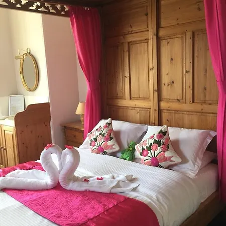 Bed and breakfast Estoril 4*