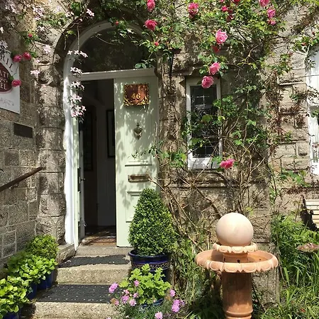 Estoril Bed and breakfast